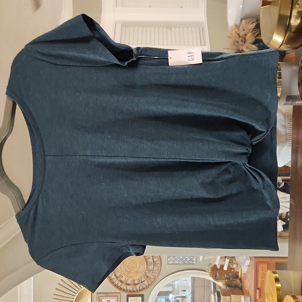 Nwt gapfit shrunken tee
